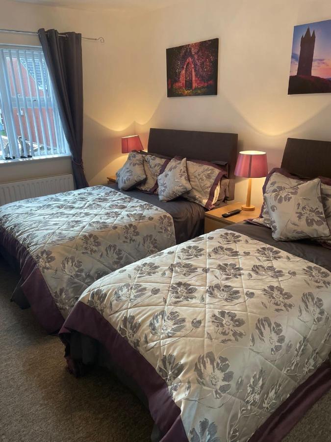Luxury Portrush Holiday Homes - The Green, Portrush Sleeps 12 - 5 Bedrooms Esterno foto
