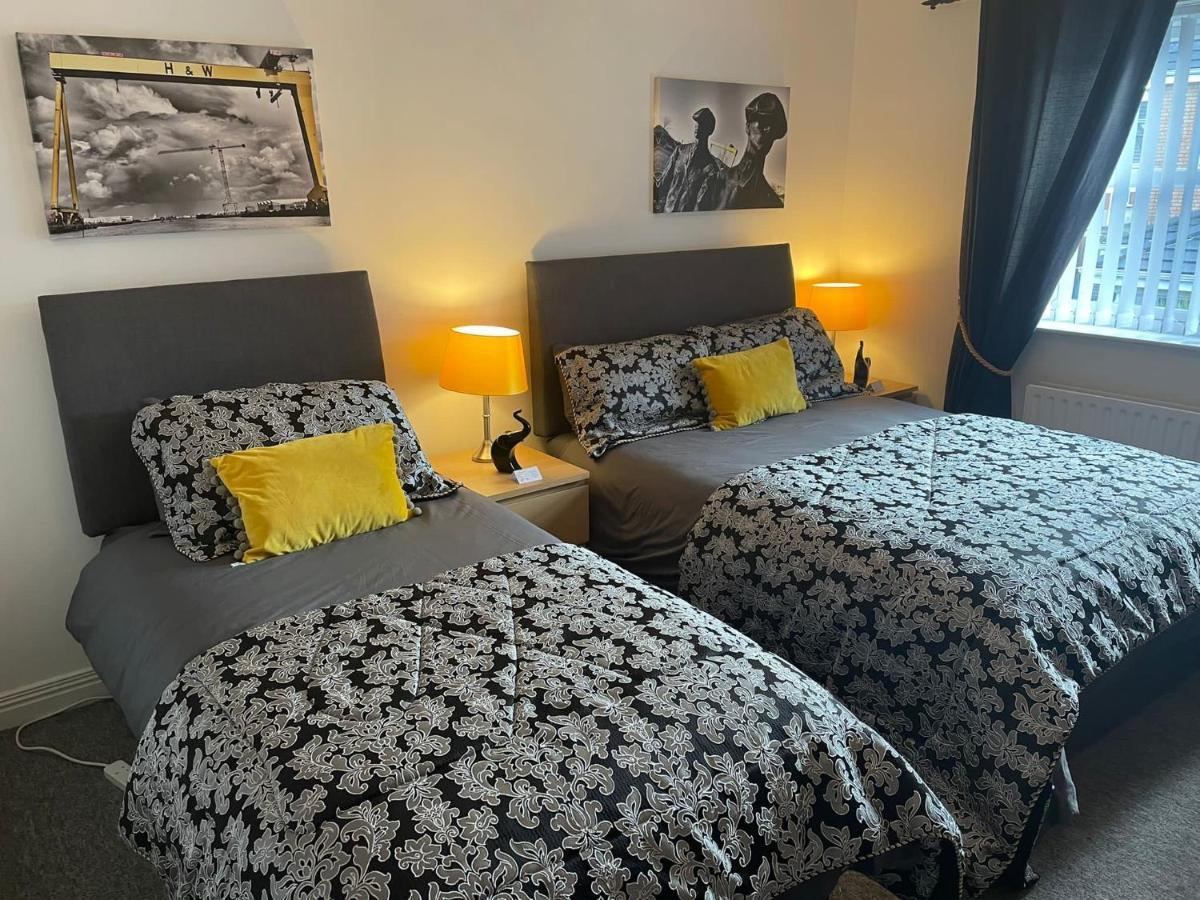 Luxury Portrush Holiday Homes - The Green, Portrush Sleeps 12 - 5 Bedrooms Esterno foto
