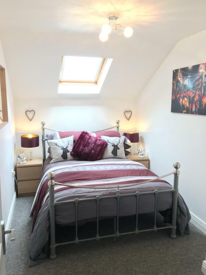 Luxury Portrush Holiday Homes - The Green, Portrush Sleeps 12 - 5 Bedrooms Esterno foto